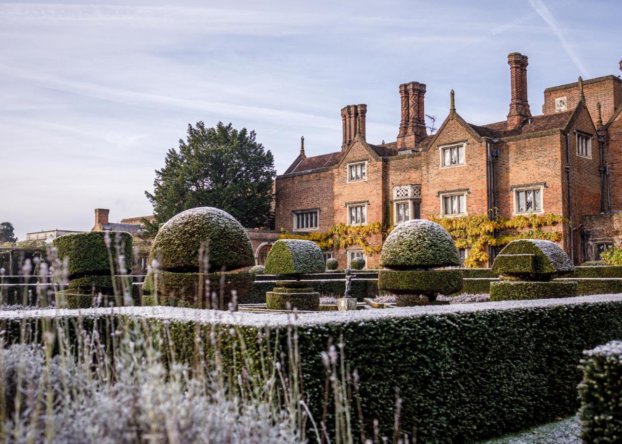 Hotel Great Fosters - Near Windsor Egham Zewnętrze zdjęcie