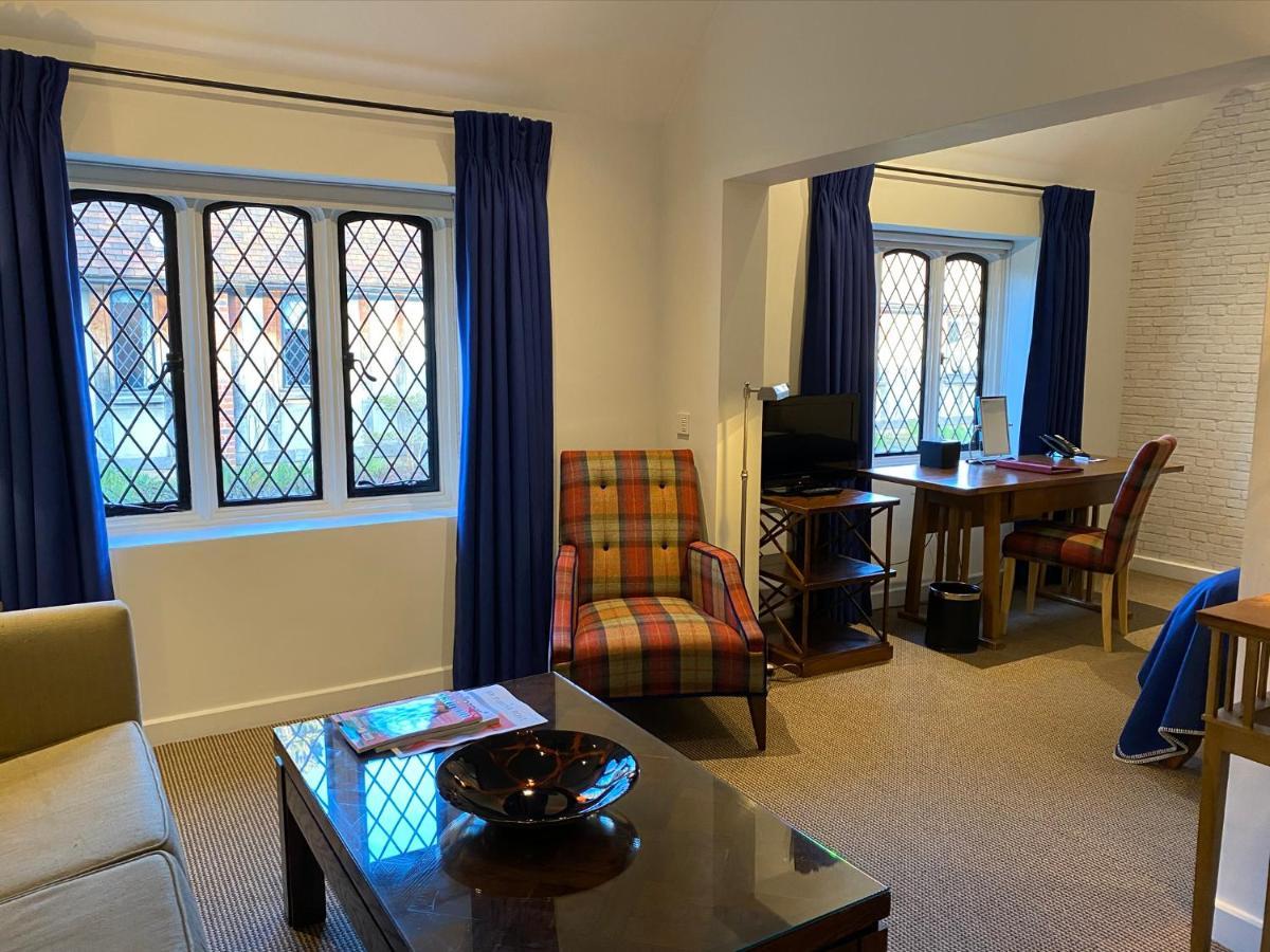 Hotel Great Fosters - Near Windsor Egham Zewnętrze zdjęcie