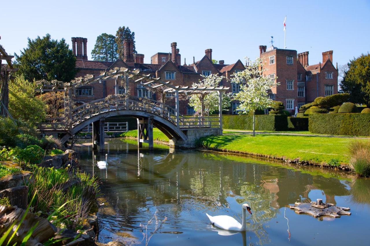 Hotel Great Fosters - Near Windsor Egham Zewnętrze zdjęcie